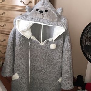 Cozy Critters | Hooded poncho 💍👑